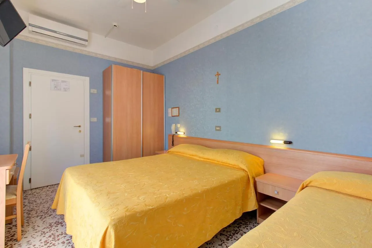 Hotel Nella Rimini 3*,