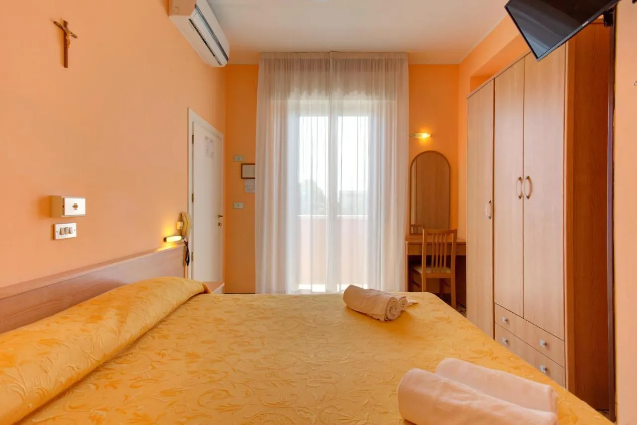 ***  Hotel Nella Rimini Italia